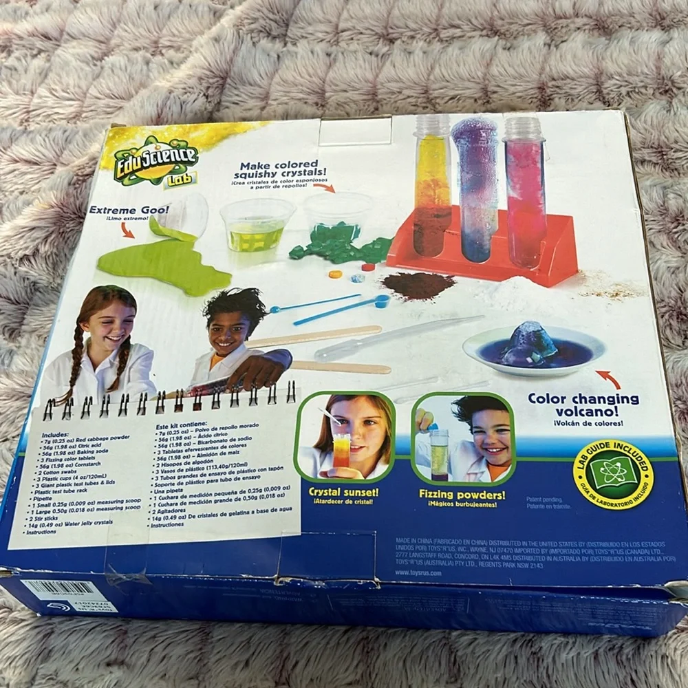 Eduscience Lab Extreme Science Kit - Picture 2 of 2